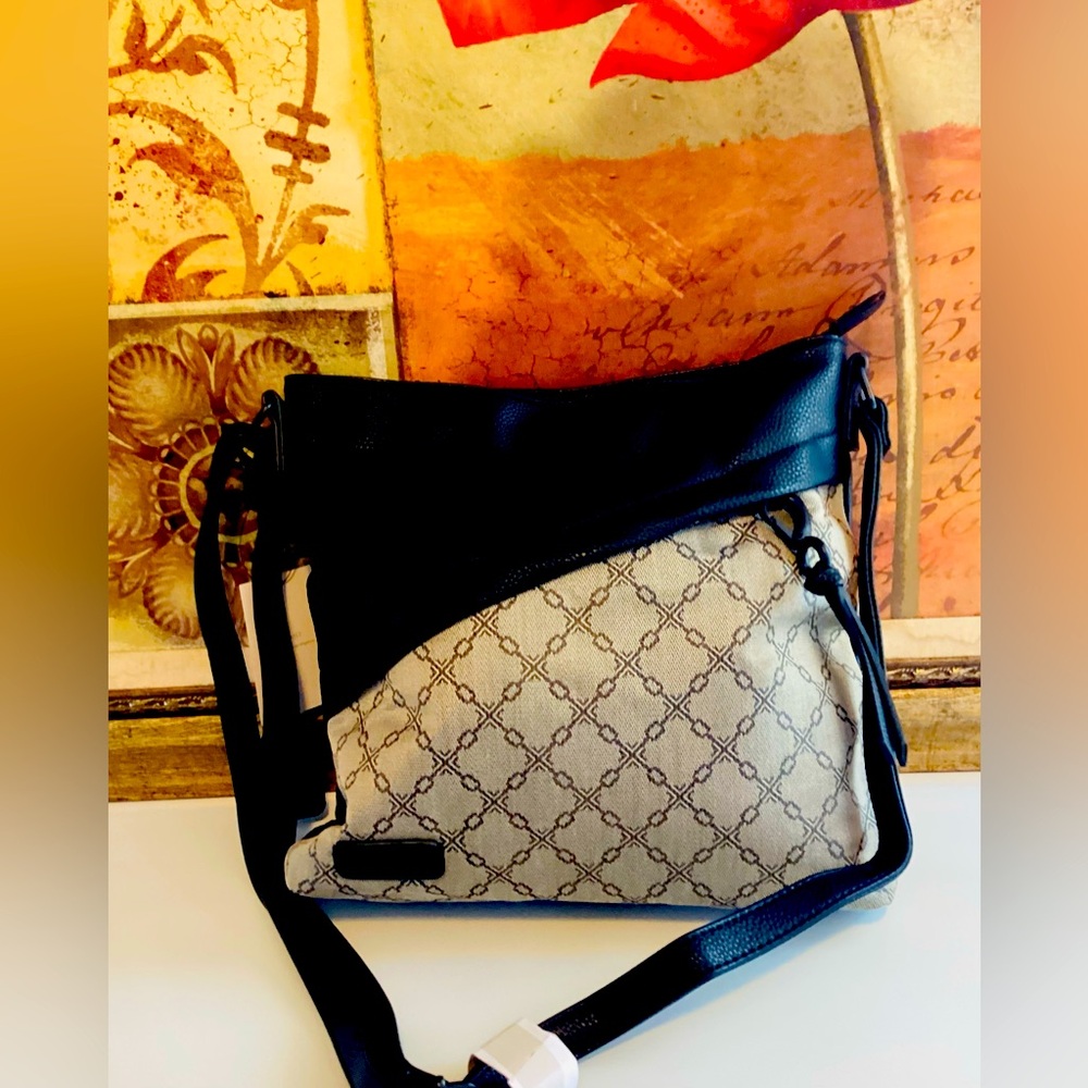 beautiful stunning luxury bag features beauty design that stands out.